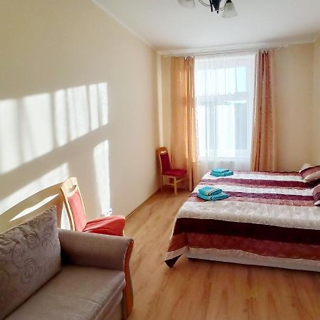 Apartments Iris Karlowe Wary Zewnętrze zdjęcie
